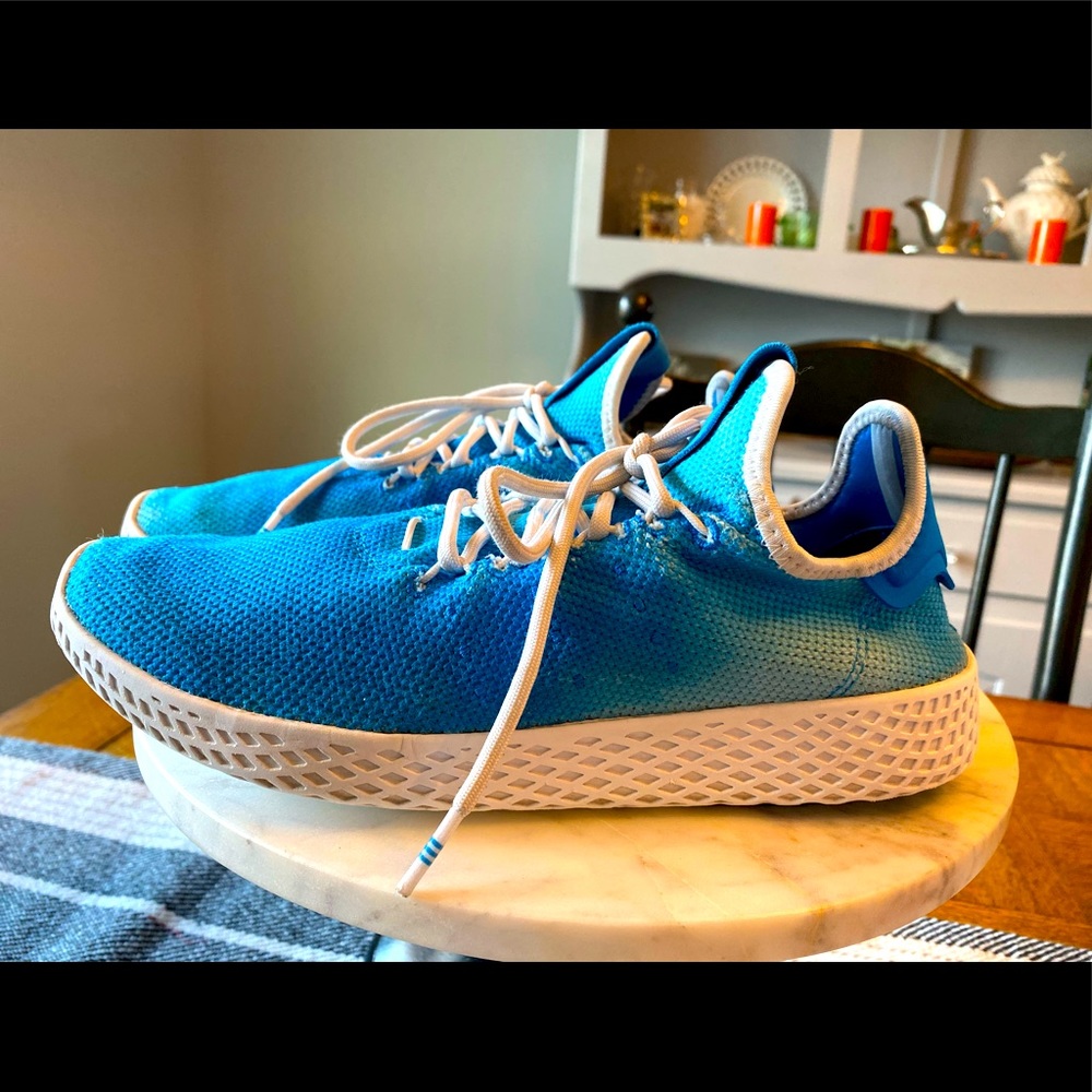 Pharrell Williams x Tennis Hu Sneakers (Big Kid) size 6.5